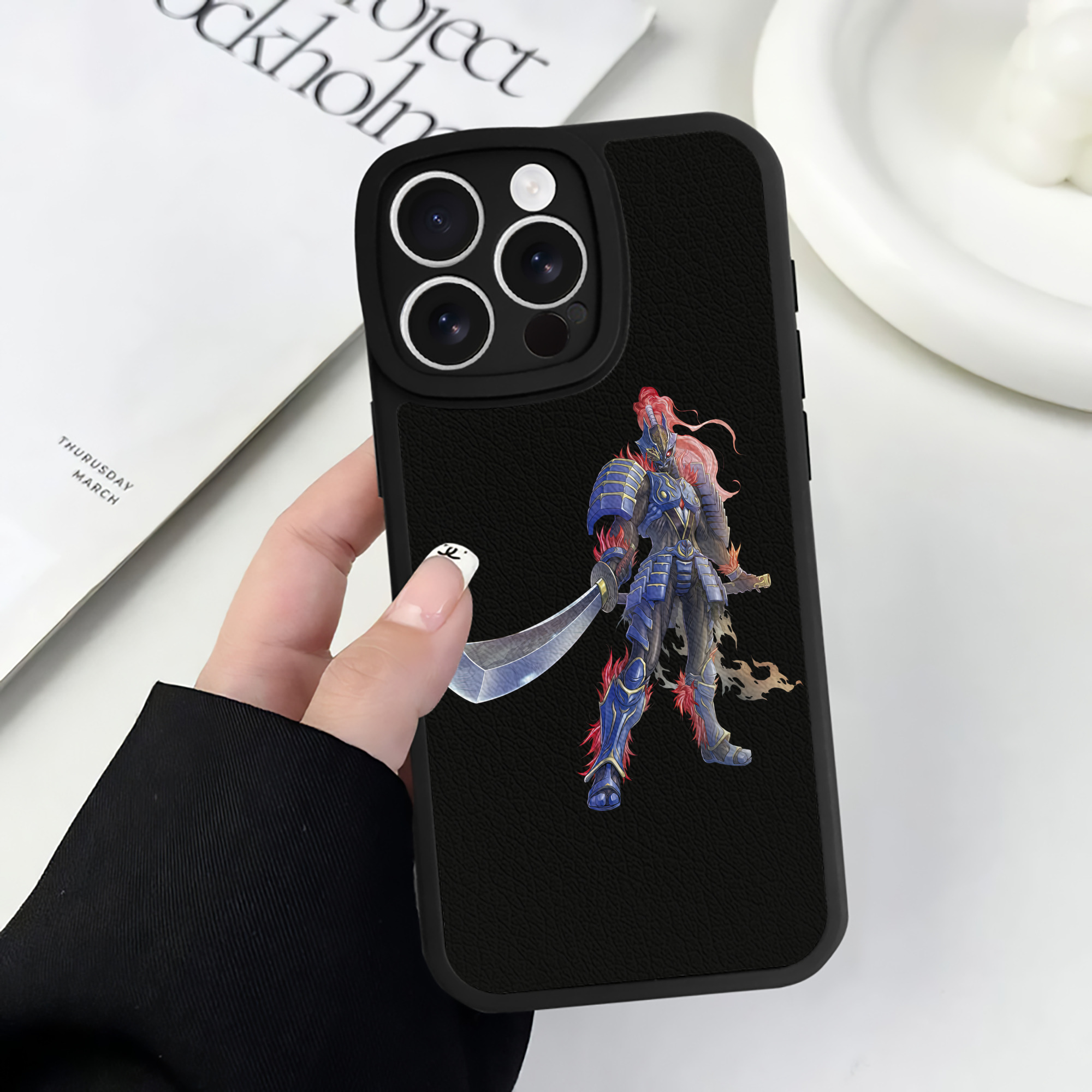 （画像用） ウルトラマン Ultraman 【iPhone 16シリーズ対応】シリコンスマホケース（レザー調） 材質：シリコン
